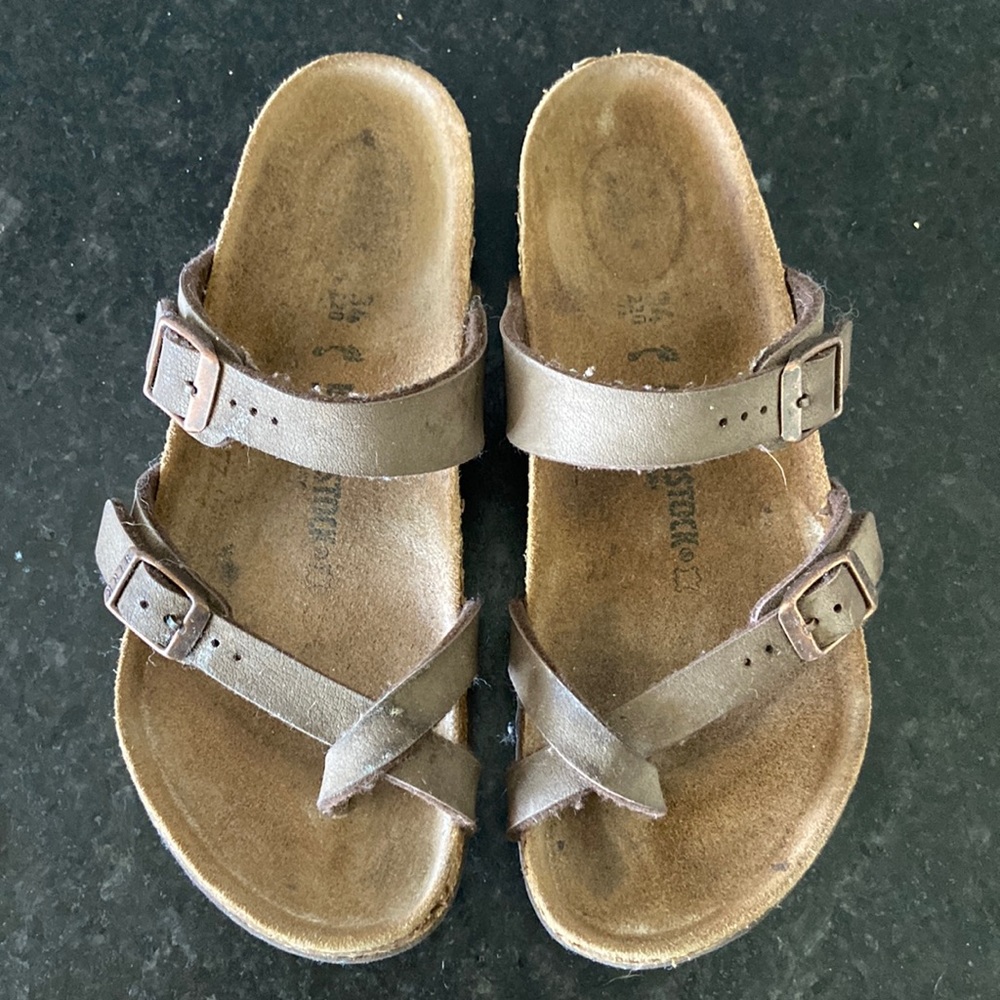 Birkenstock size 34 3-3.5